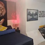 Casa De Gente Boa